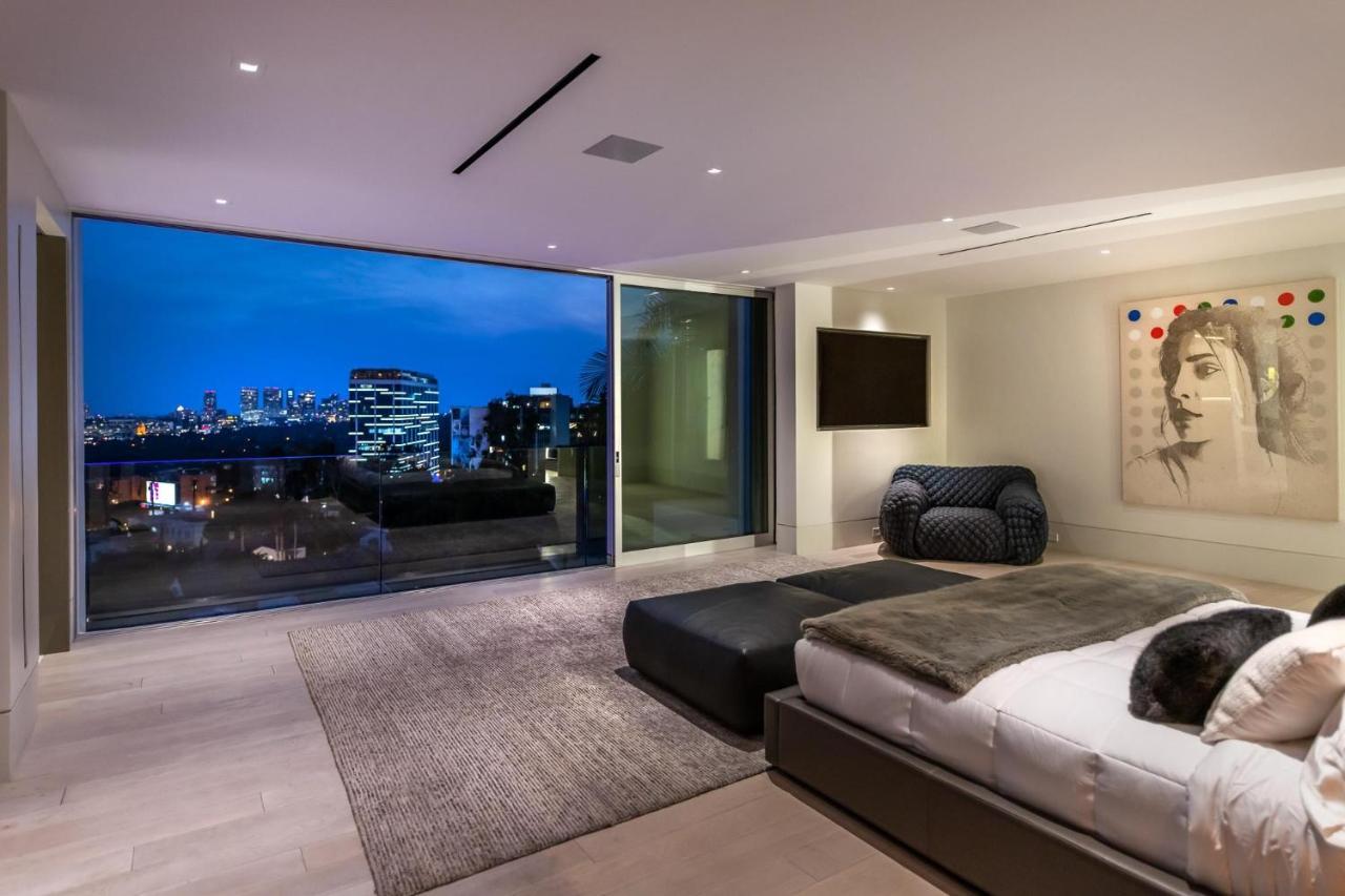 St Ives Modern Holiday home Los Angeles