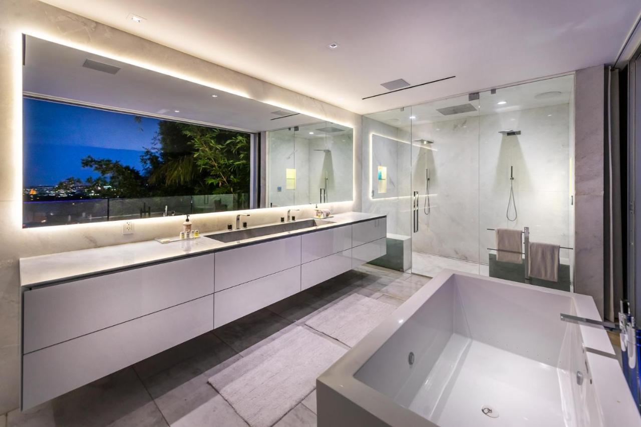 St Ives Modern Los Angeles